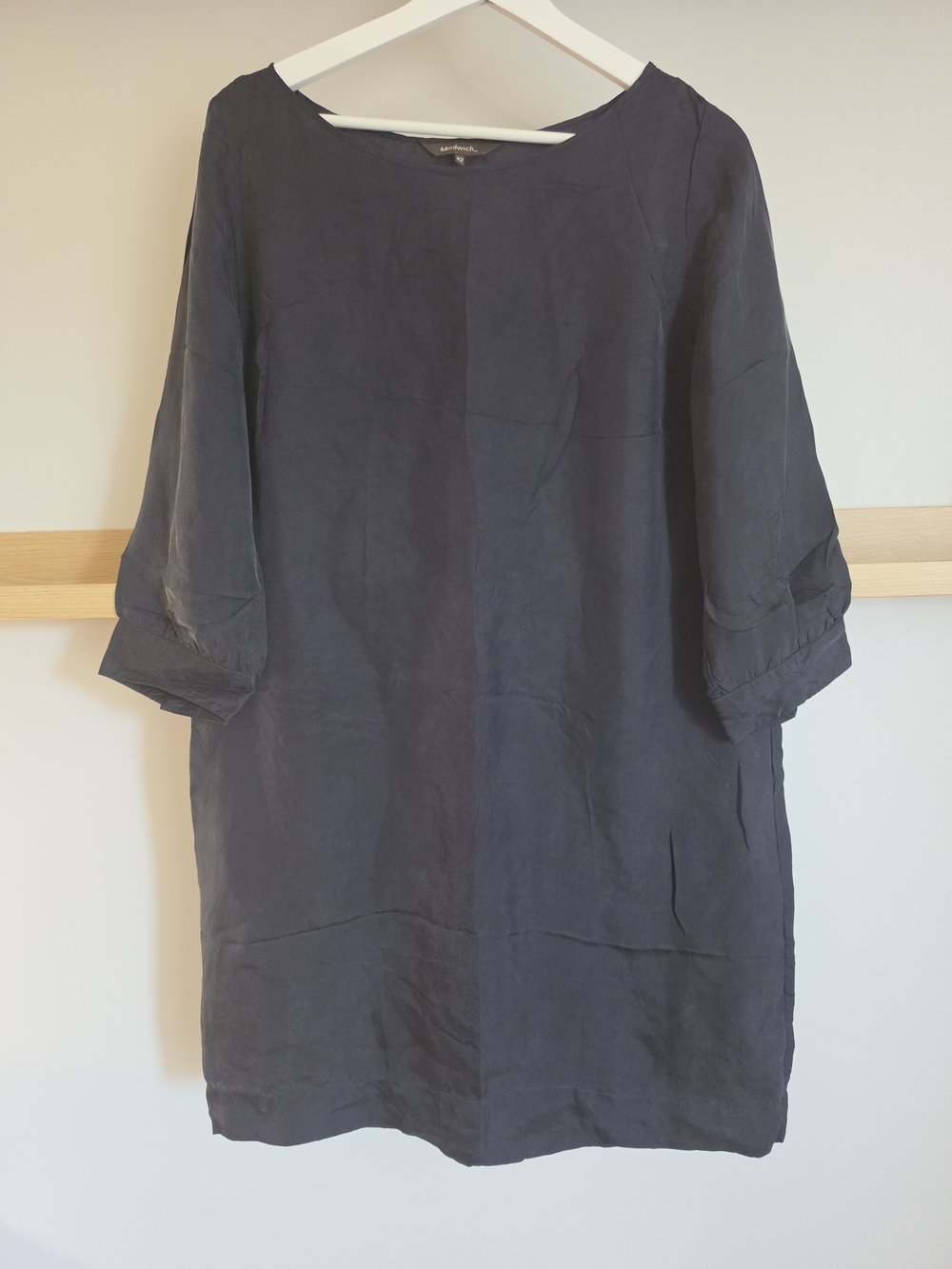 Classic Navy Shift Mini Dress with Three-Quarter Sleeves